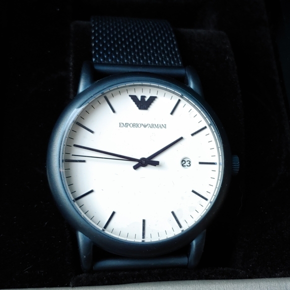 Emporio Armani Men's Watch - Picture 1 of 4